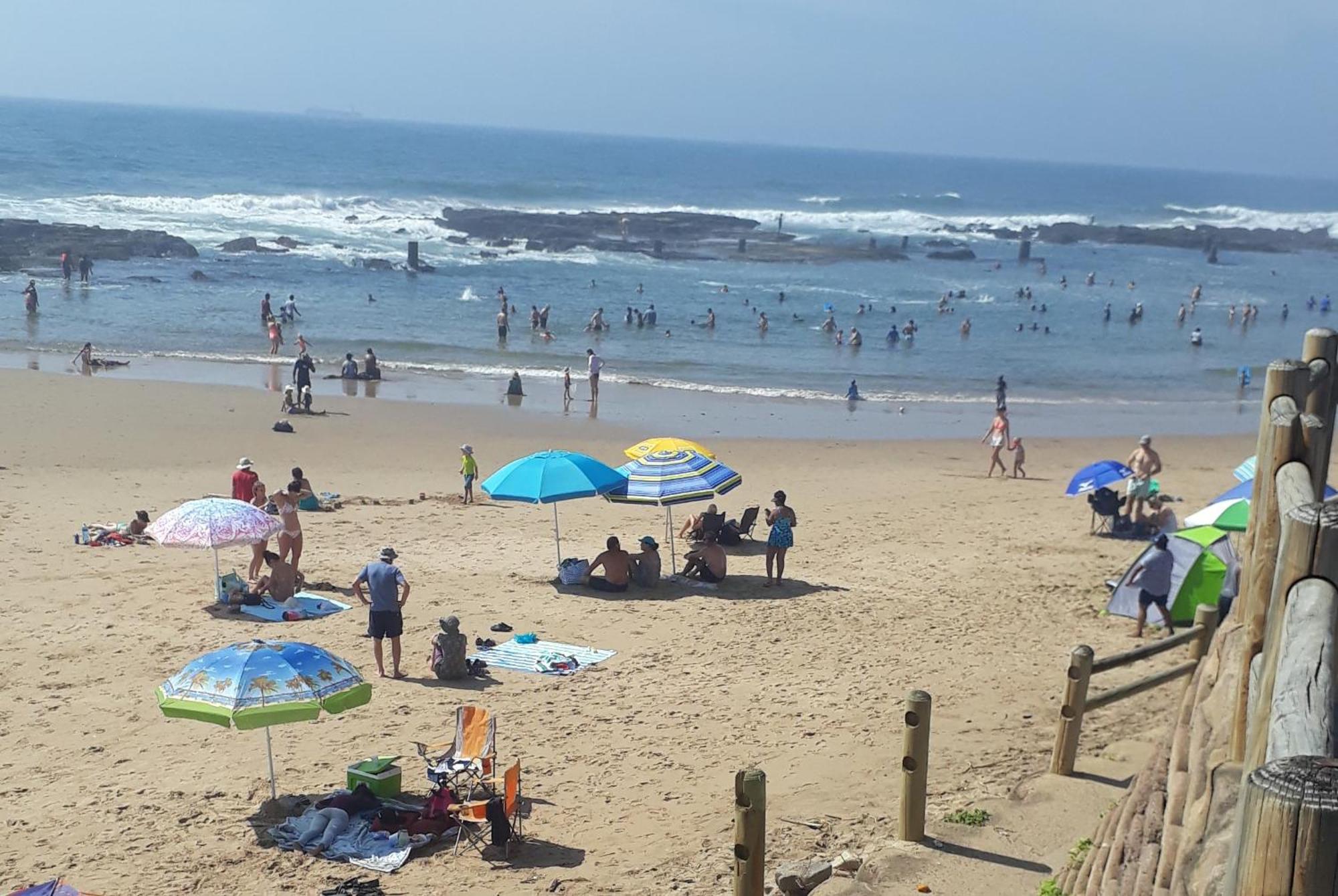 511 Umdloti Resort Beachfront 1Bed Self Catering Apartment Sea View Extérieur photo