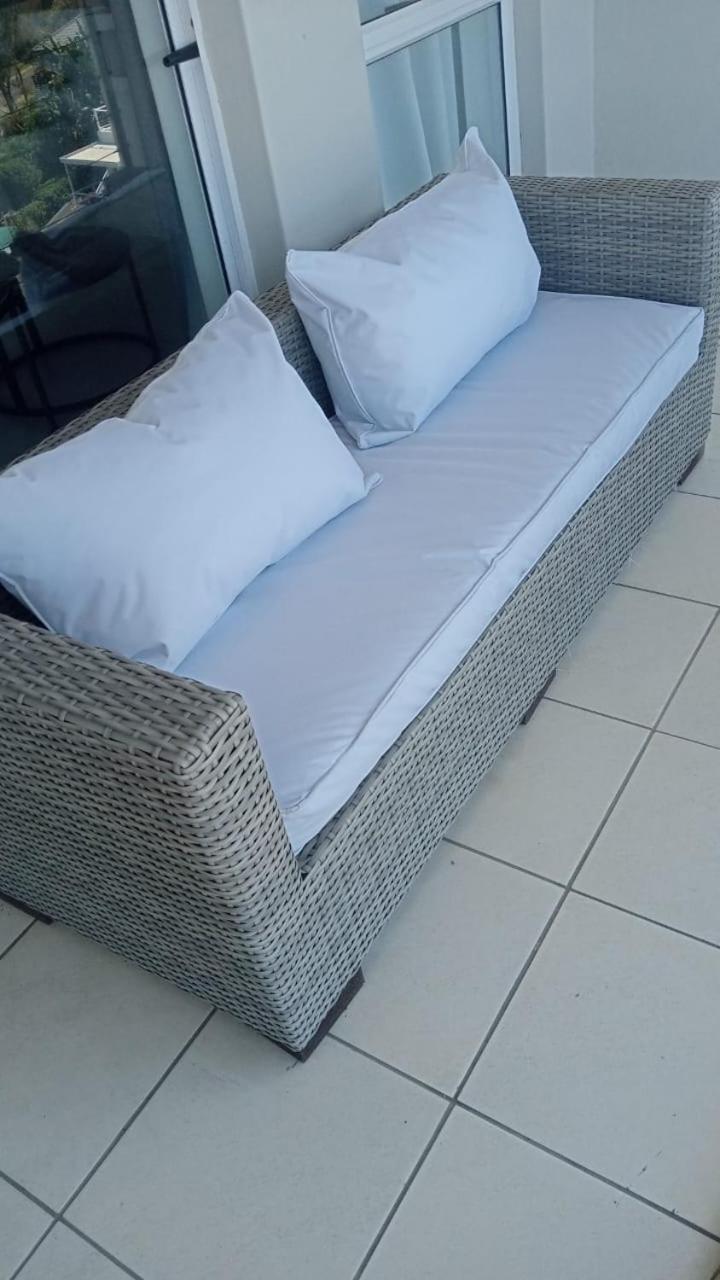511 Umdloti Resort Beachfront 1Bed Self Catering Apartment Sea View Extérieur photo