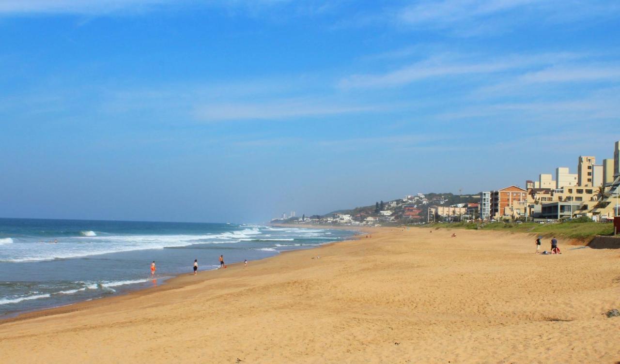 511 Umdloti Resort Beachfront 1Bed Self Catering Apartment Sea View Extérieur photo